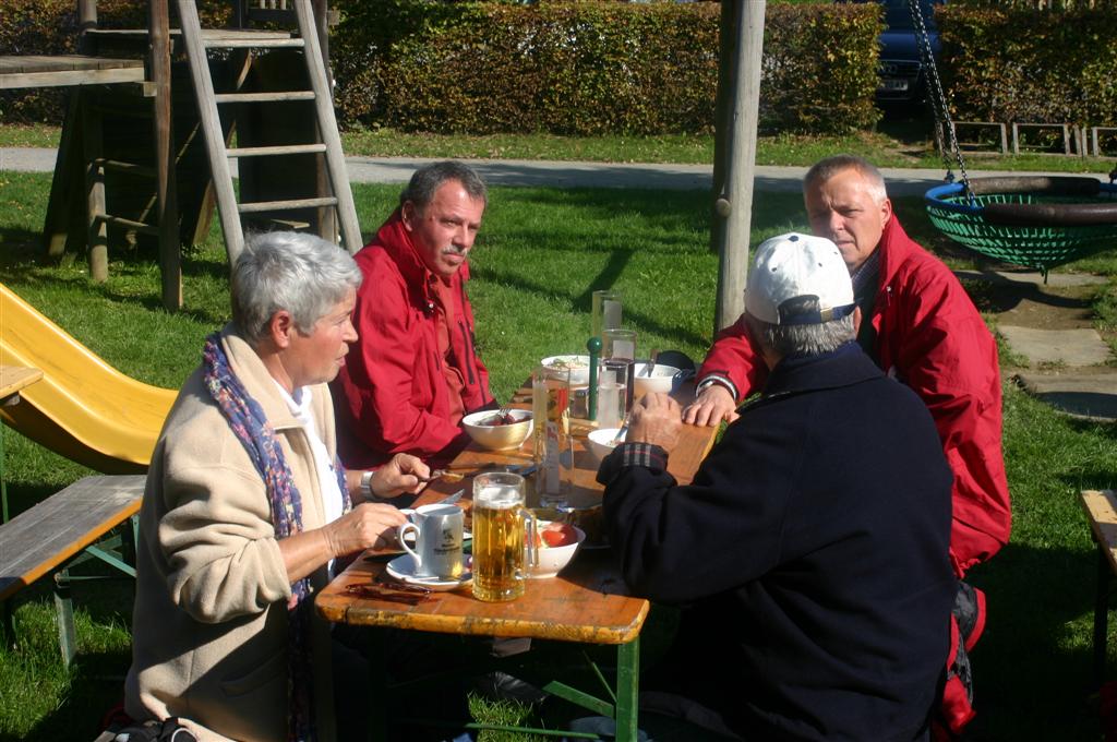 2010-10-10 Herbstausfahrt zum Harter Teichschenke und Automuseum Krpfl